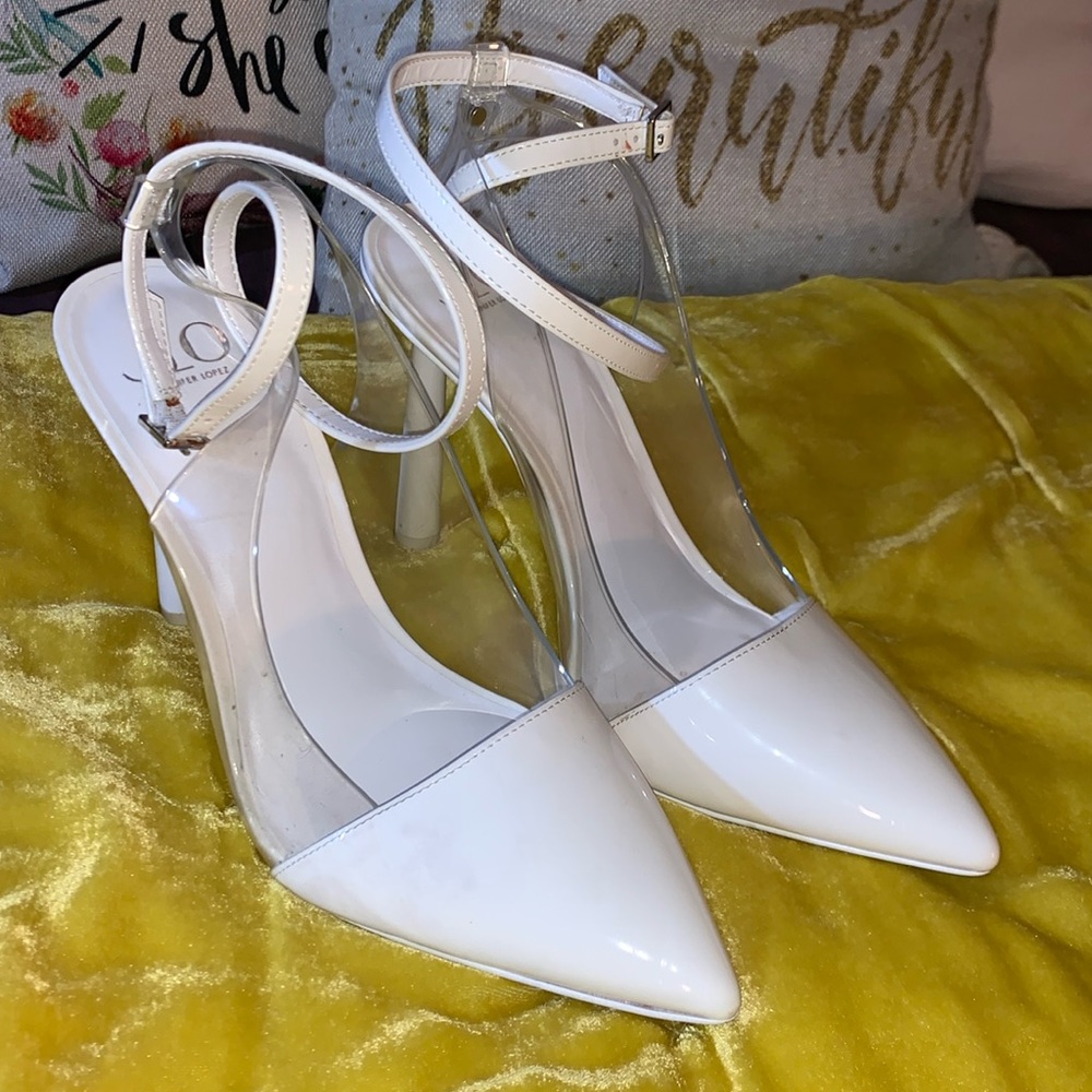 Jennifer Lopez Size 9.5 White Heels